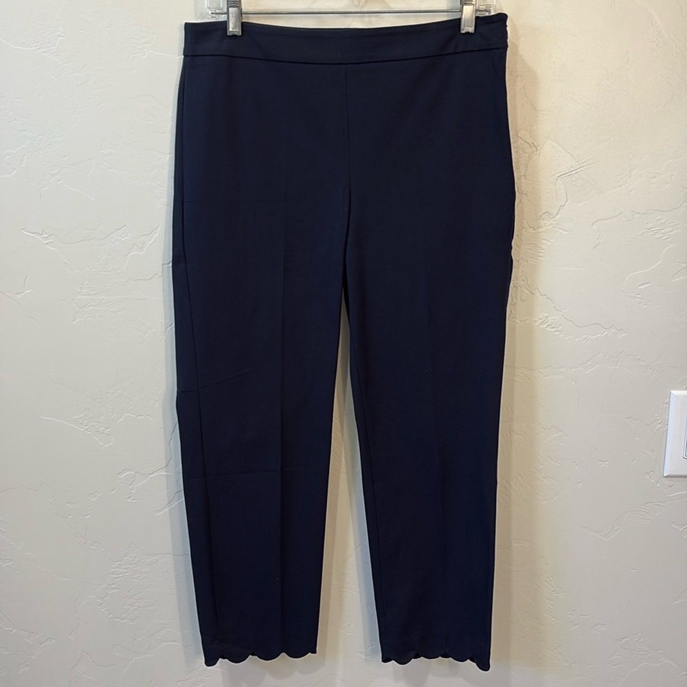 Talbots like-new Chatham crop with scalloped hem